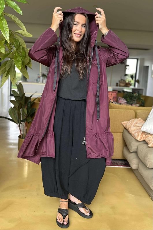 Stroll Frill Mac Beetroot